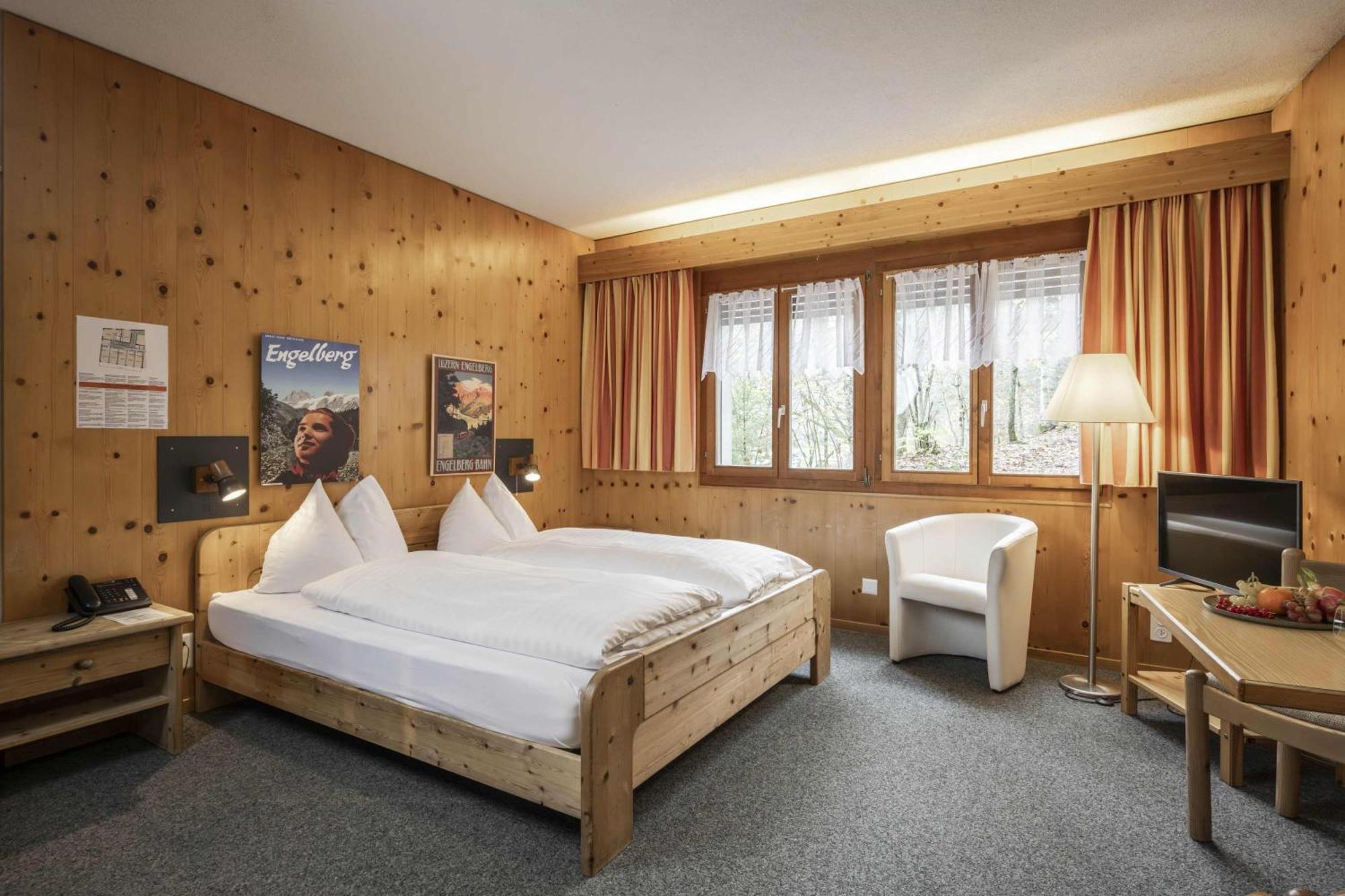Hotel Restaurant Baenklialp Engelberg Bagian luar foto